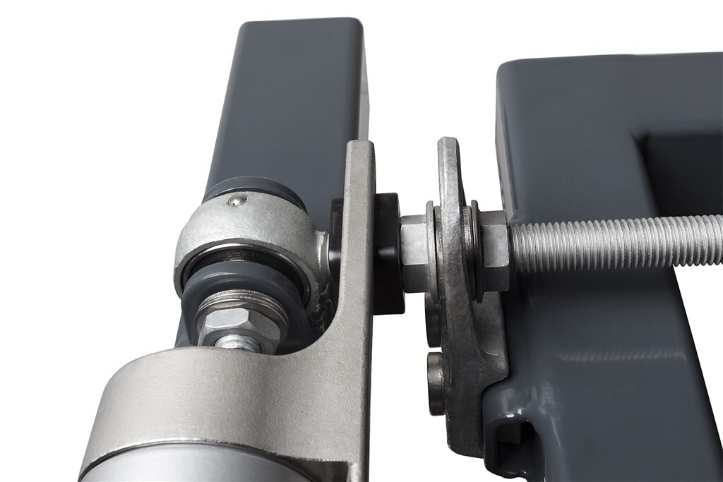 Hot-dip galvanized bearing eyebolt for 3D and 4D hinges  Hot-dip galvanized bearing eyebolt for 3D and 4D hinges