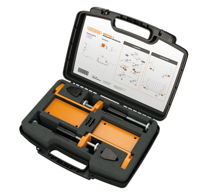 Clamp set for gate frame positioning
